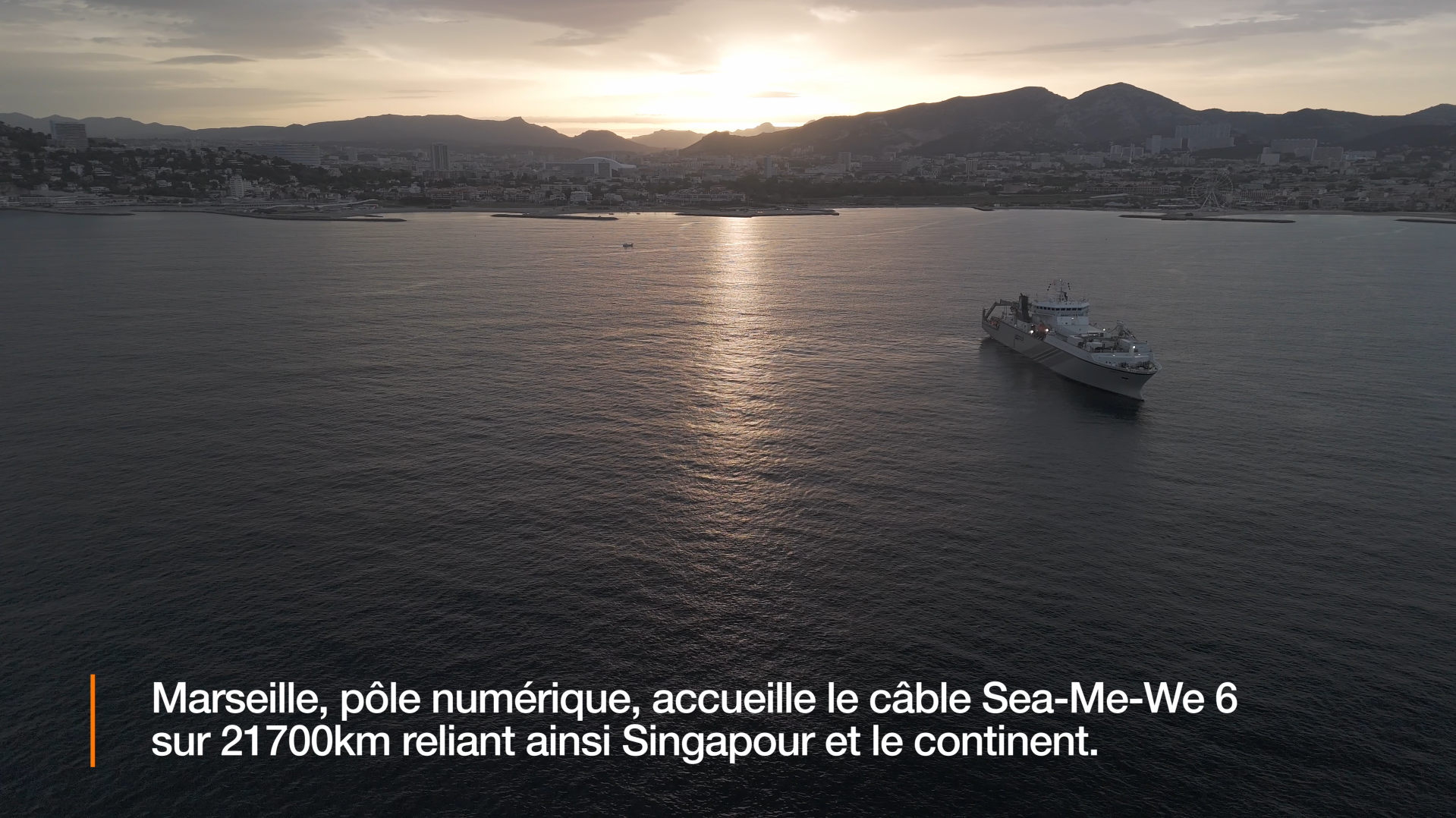 Atterrissage du câble sous marin SMW6 à Marseille